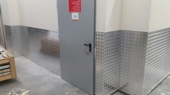 חיפוי קיר מאלומיניום בשופרסל קריאת שמונה