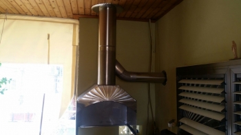 מנגל במרפסת